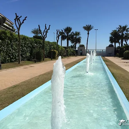 Parc Del Mar In Very Near דירה סיטגס