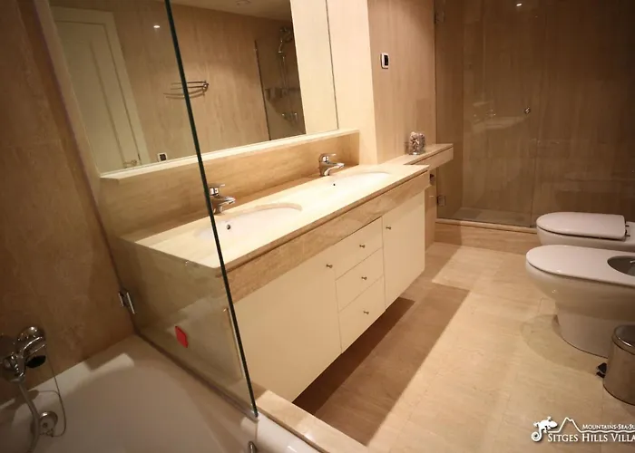 Parc Del Mar In Very Near דירה סיטגס