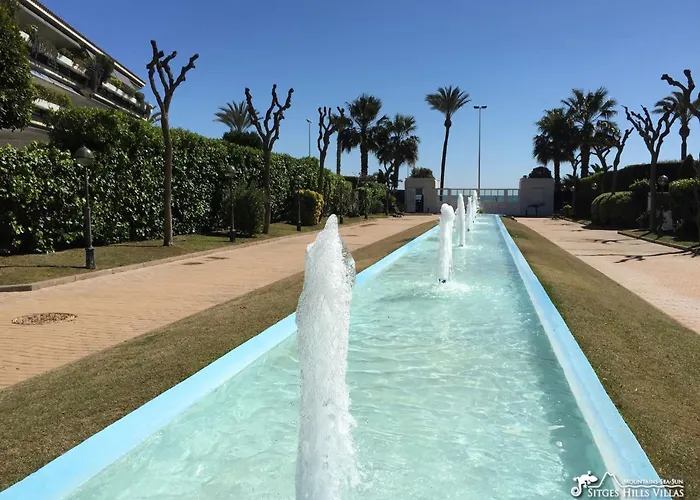 Parc Del Mar In Very Near דירה סיטגס